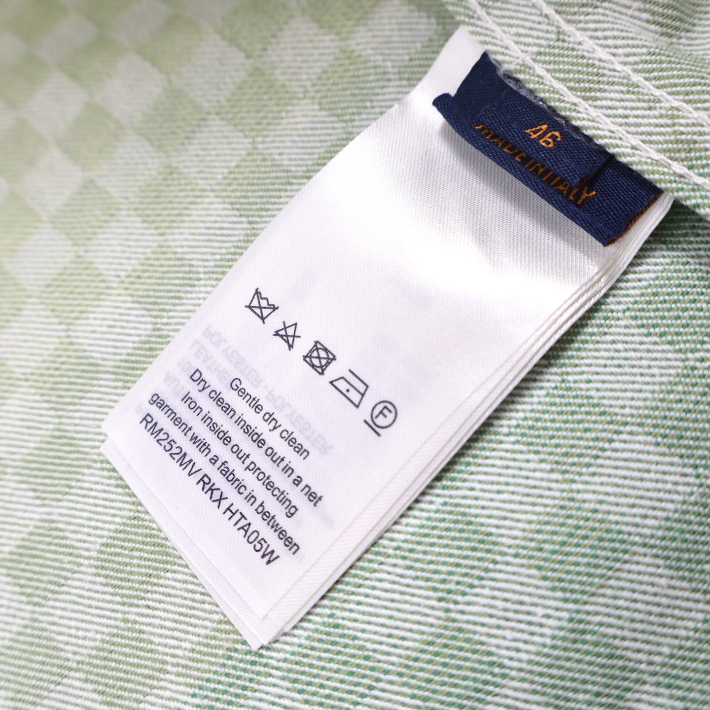 LOUIS VUITTON 路易威登  LV 渐变棋盘格马赛克效果翻领牛仔外套 牛仔衣 上衣 夹克  黄渐变B5