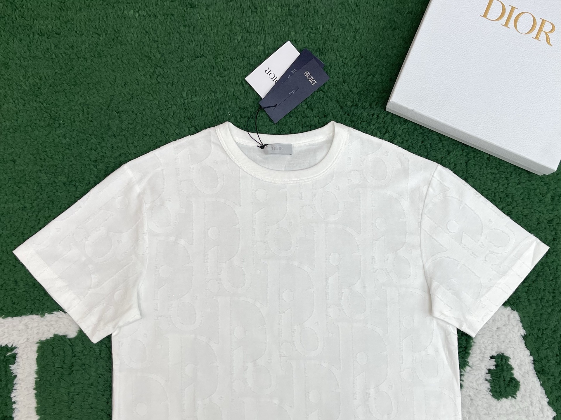DIOR 迪奥 满印提花 针织 T恤 棉质 夏季 短袖 白色 A5-Rare 593J696U3012-C001