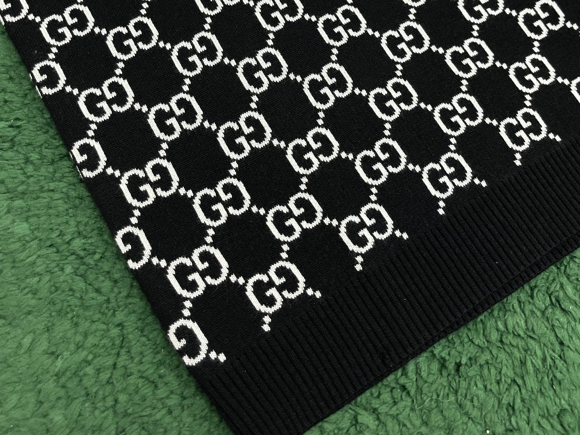 GUCCI 古驰 双面GG 羊毛提花 POLO衫 T恤  夏季 短袖 女款 黑白A5 814273-XKEJP-1070