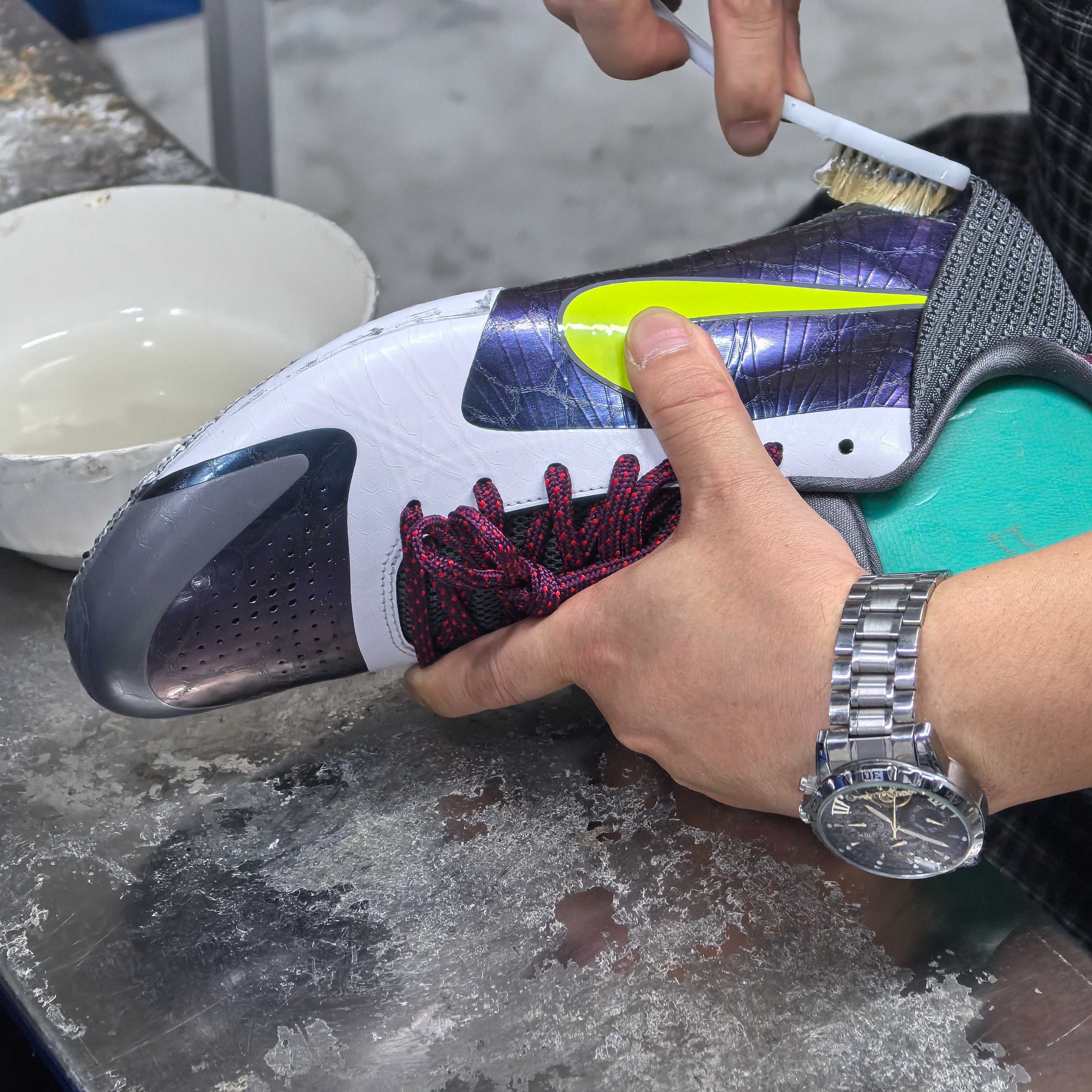 STAR -S级别 Kobe 5 Chaos 篮球鞋 球鞋 波鞋 实战鞋 运动耐磨防滑 男鞋 波鞋 小丑 CD4991-100