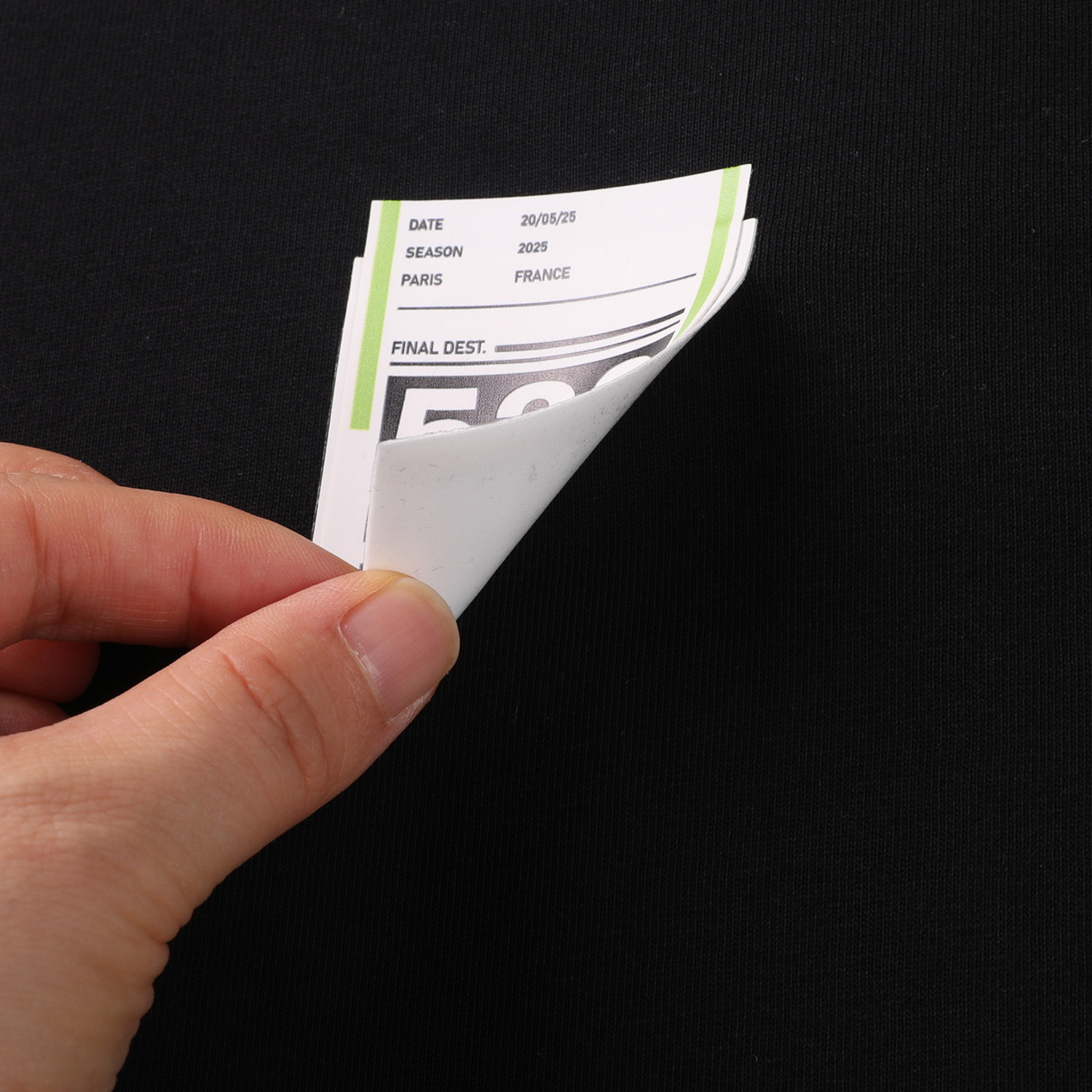 Balenciaga 巴黎世家 520情人节标签  短袖 T恤 圆领 短款 夏季 黑色 白色A5 764235TSVK31083