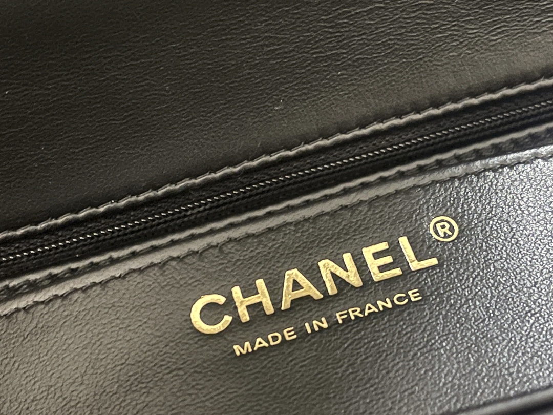 原厂皮 Chanel 香奈儿 Classic Flap CF 做旧五金 头层皮 手提袋 斜挎包 包包 菱格纹 2101Y821 黑色 AS2431-B05810-94305