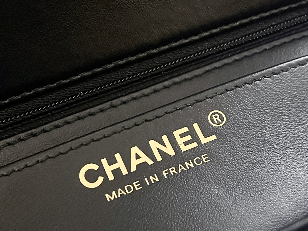 原厂皮 21 Chanel 香奈儿 Classic Flap CF 做旧五金 头层皮 手提袋 斜挎包 包包 菱格纹 2101Y821 黑色 AS4409