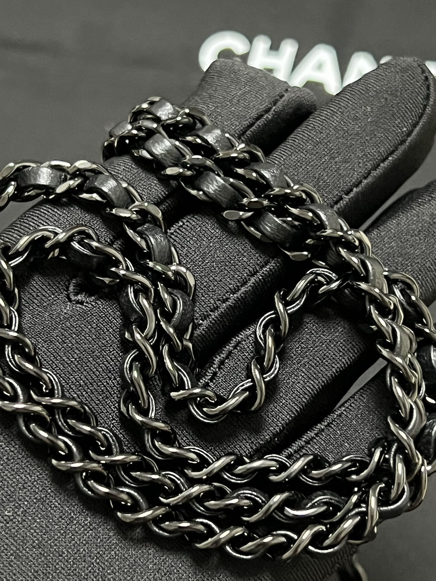 原厂皮 Chanel 香奈儿 Classic Flap CF 五金 头层皮 手提袋 斜挎包 包包 菱格纹  2433Y521 黑枪  AS2431-B16886-94305