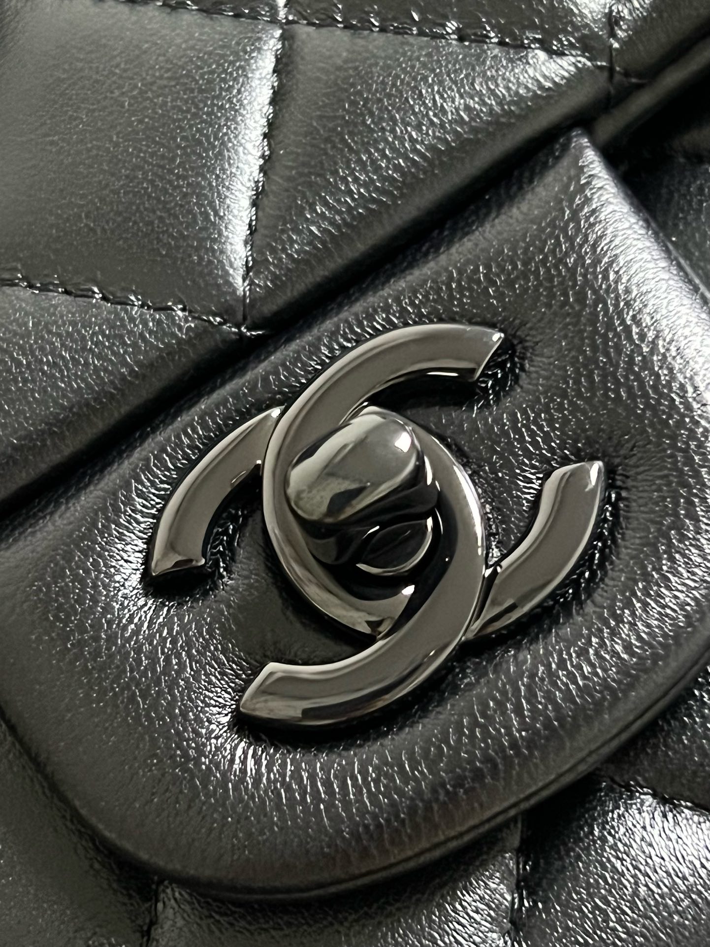 原厂皮 Chanel 香奈儿 Classic Flap CF 五金 头层皮 手提袋 斜挎包 包包 菱格纹  2433Y521 黑枪  AS2431-B16886-94305