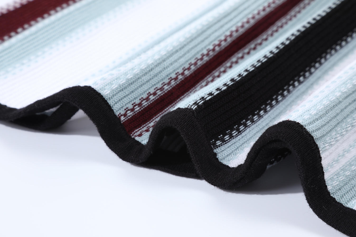 LOUIS VUITTON 路易威登 LV 条纹胸针衬衫 夏季 T恤 男女同款  短袖 黑色A5 1AHVOO