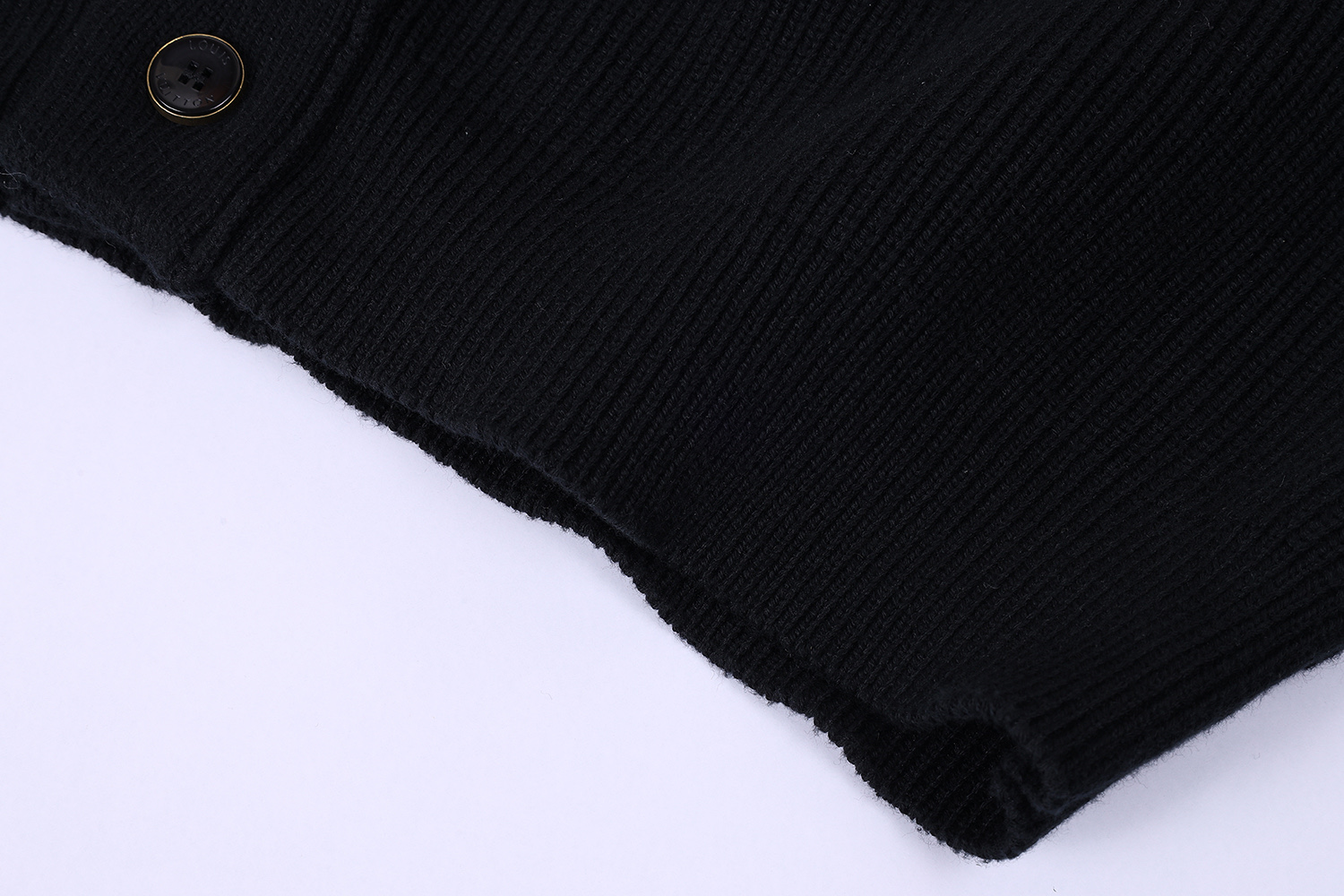 LOUIS VUITTON 路易威登  LV 金丝刺绣开衫 单排扣 针织 上衣 黑色 1AHVNO