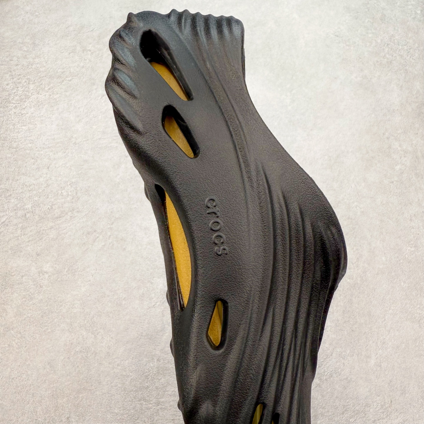 Crocs 卡骆驰 旋风 EVA 通勤 凉鞋 室内外 拖鞋 沙滩鞋  洞洞鞋 黑色  210521-0LD