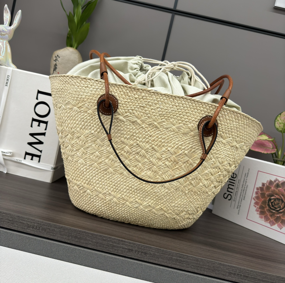 Loewe 罗意威 Anagram 贴片手工编织 伊拉卡棕榈纤维拼牛皮 手提包 单肩包 棕褐色 A223T43X02-2435