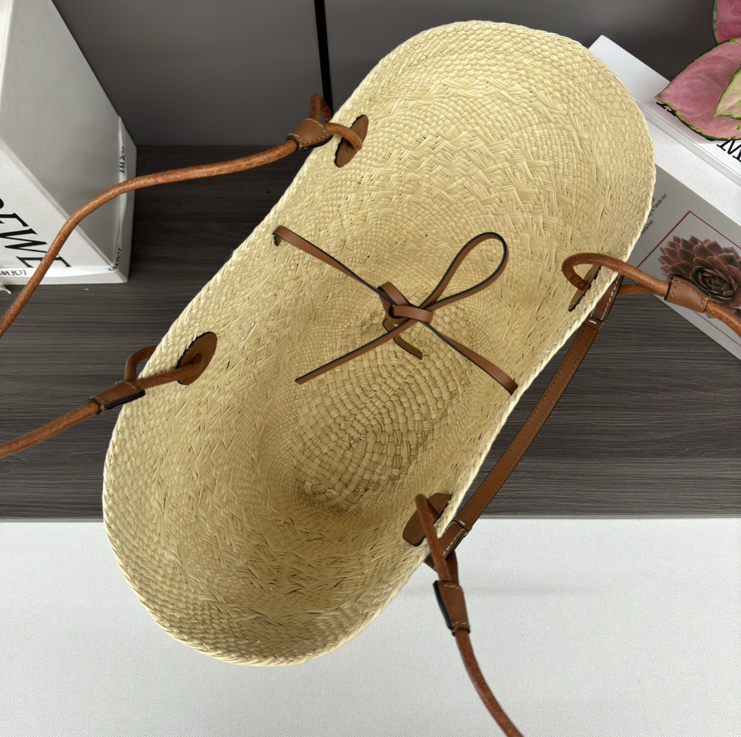 Loewe 罗意威 Anagram 贴片手工编织 伊拉卡棕榈纤维拼牛皮 手提包 单肩包 棕褐色 A223T43X02-2435