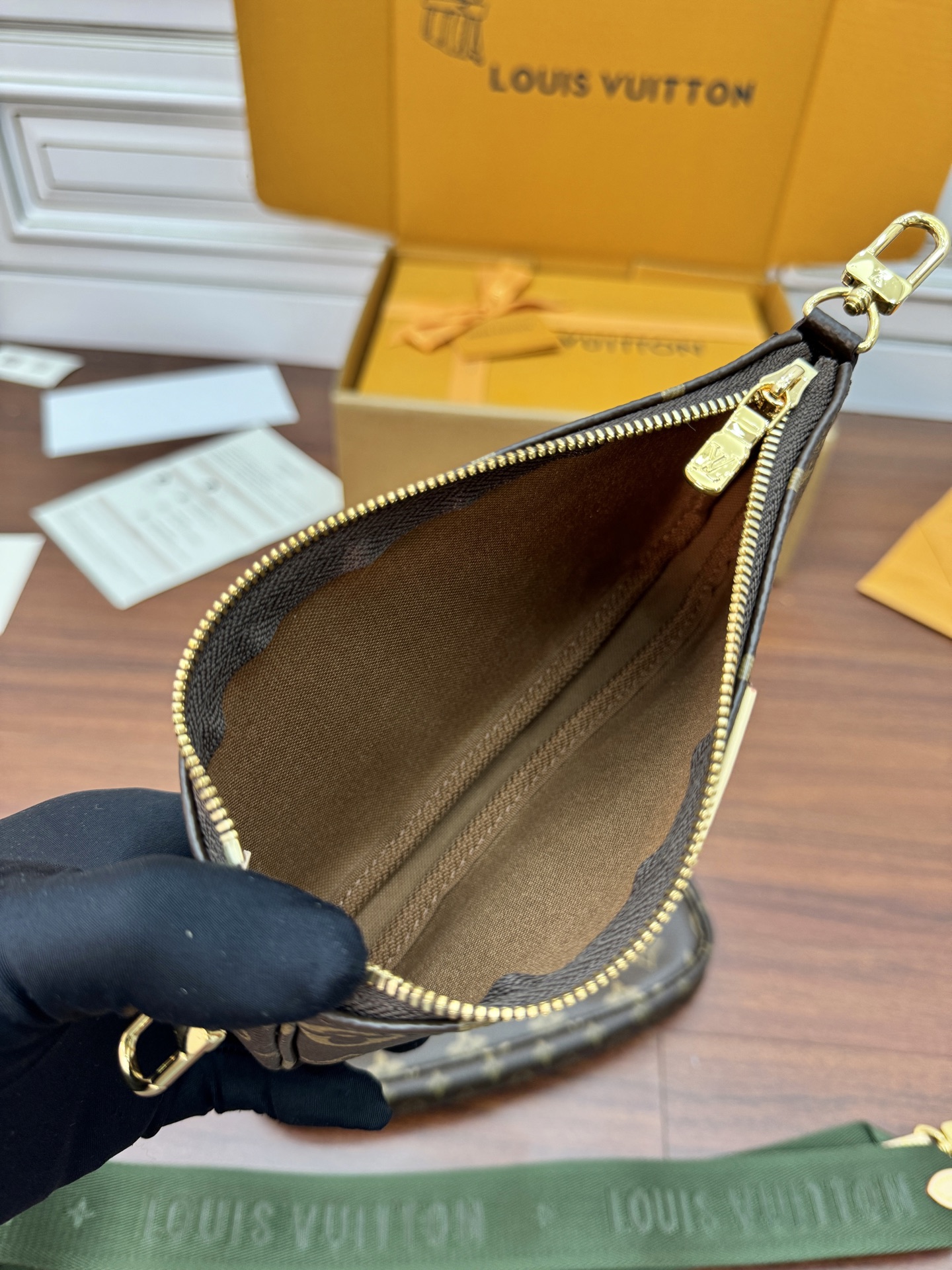 特級芯片 LOUIS VUITTON Multi Pochette LV 链条老花五合一组合包帆布拼皮麻将包 斜挎包 单肩包 腋下包 女款 卡其绿 M44813 