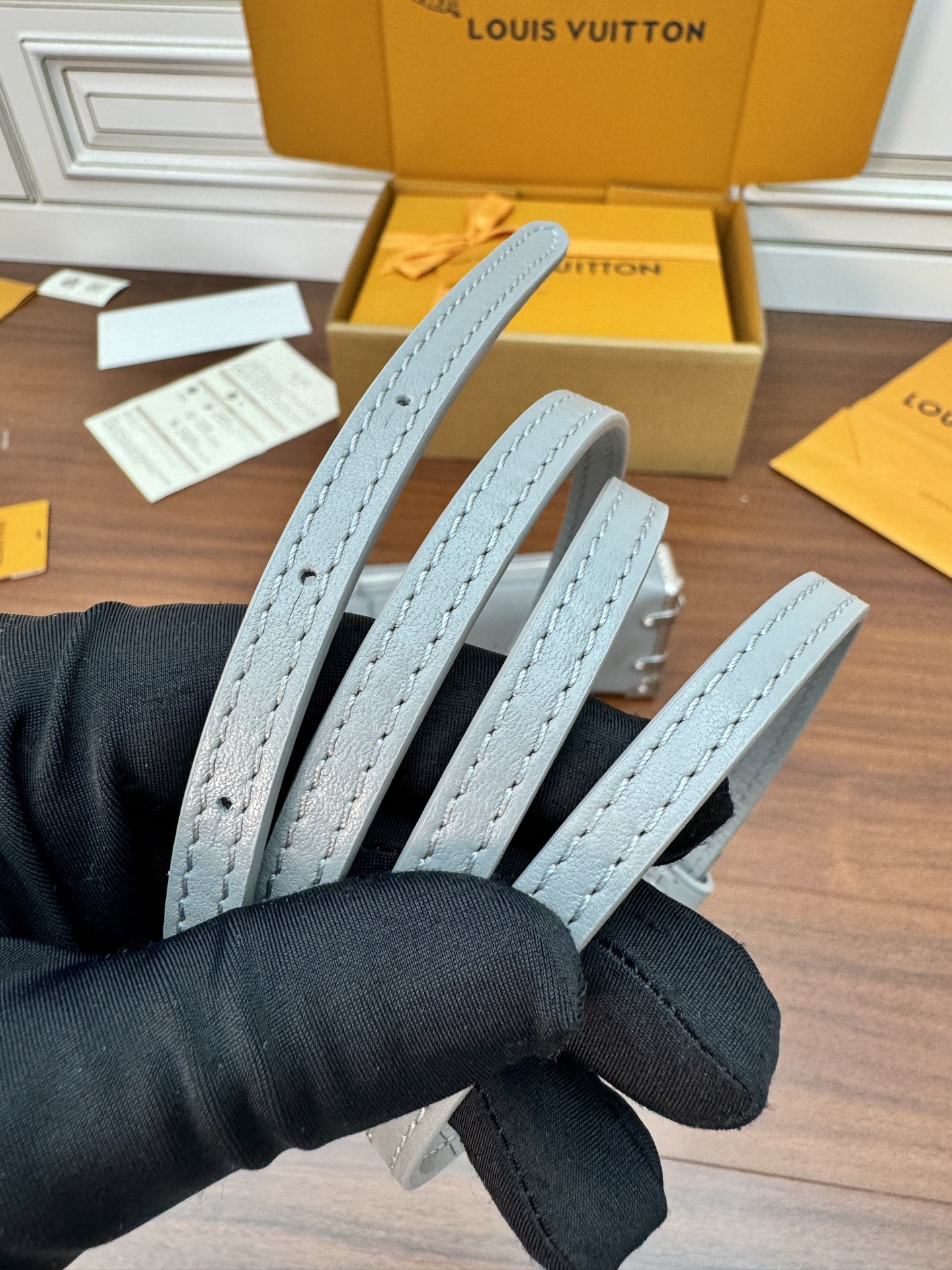 特級芯片 LOUIS VUITTON Slim Trunk 可拆卸可调节肩带拉链开合 LV 路易威登  牛皮革 斜挎包 单肩包 双肩包 水桶 手提包 灰色 M12596