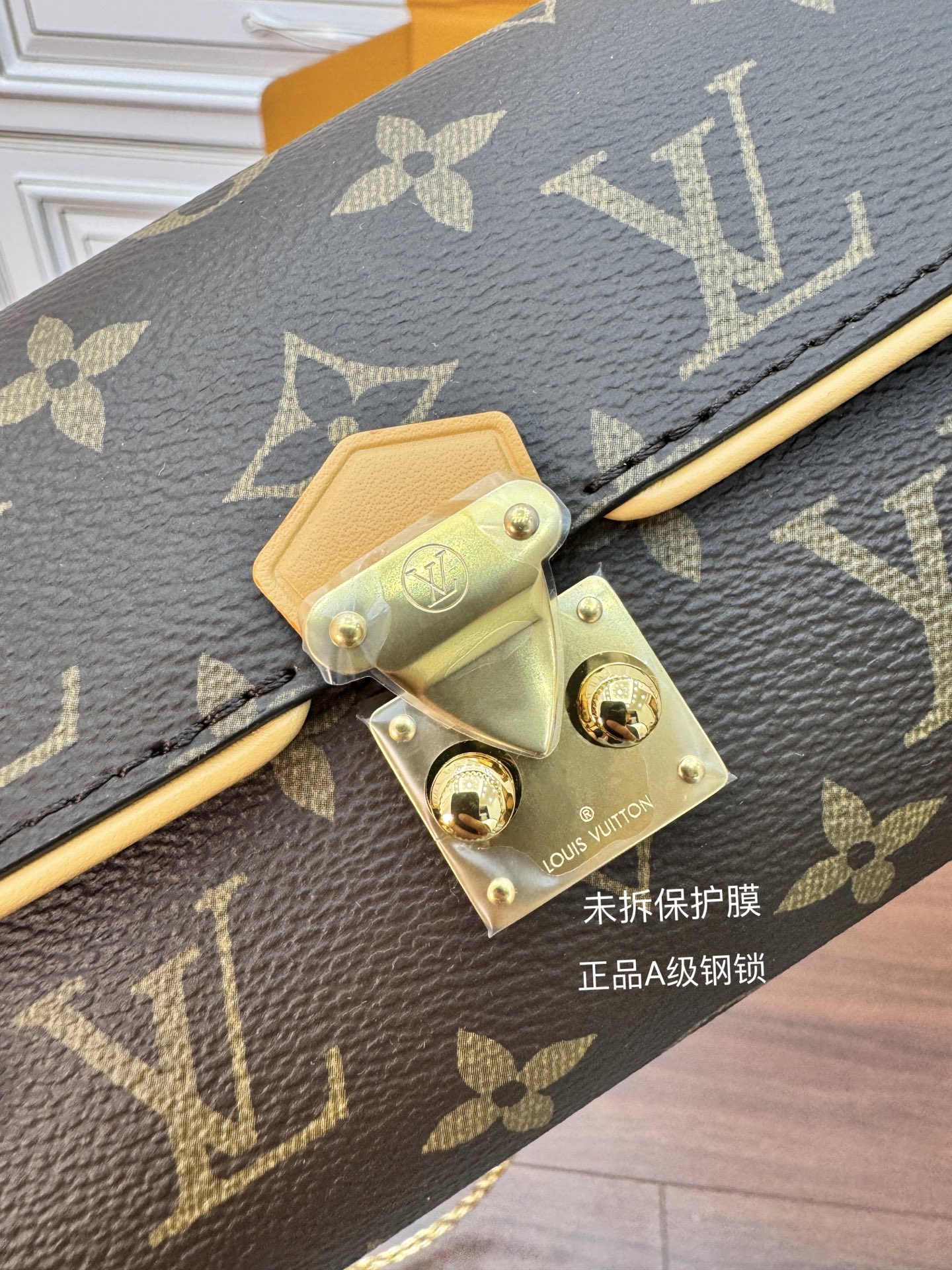 特級芯片 LOUIS VUITTON POCHETTE CAMILLE LV 路易威登  牛皮革 斜挎包 单肩包 双肩包 水桶 手提包 老花棕色 M13566