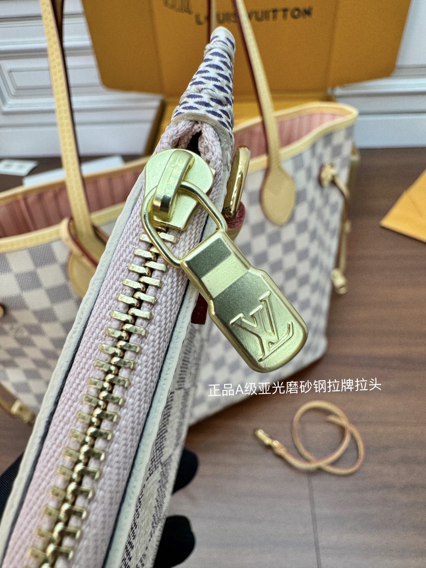 特級芯片 LOUIS VUITTON NEVERFULL MM LV 路易威登  牛皮革 斜挎包 单肩包 双肩包 水桶 手提包 白色格子 N40603