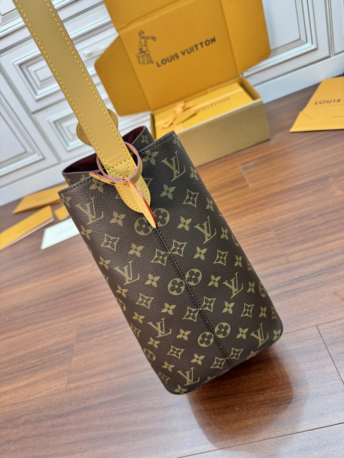 特級芯片 LOUIS VUITTON ALL IN LV 路易威登  牛皮革 斜挎包 单肩包 双肩包 水桶 手提包 老花 肩带可调节，不可拆卸 棕色 M12926