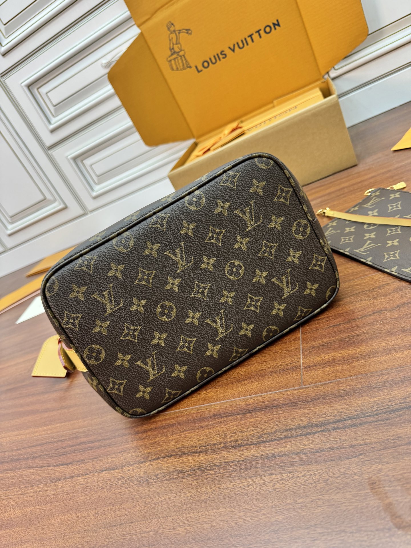 特級芯片 LOUIS VUITTON ALL IN LV 路易威登  牛皮革 斜挎包 单肩包 双肩包 水桶 手提包 老花 肩带可调节，不可拆卸 棕色 M12926
