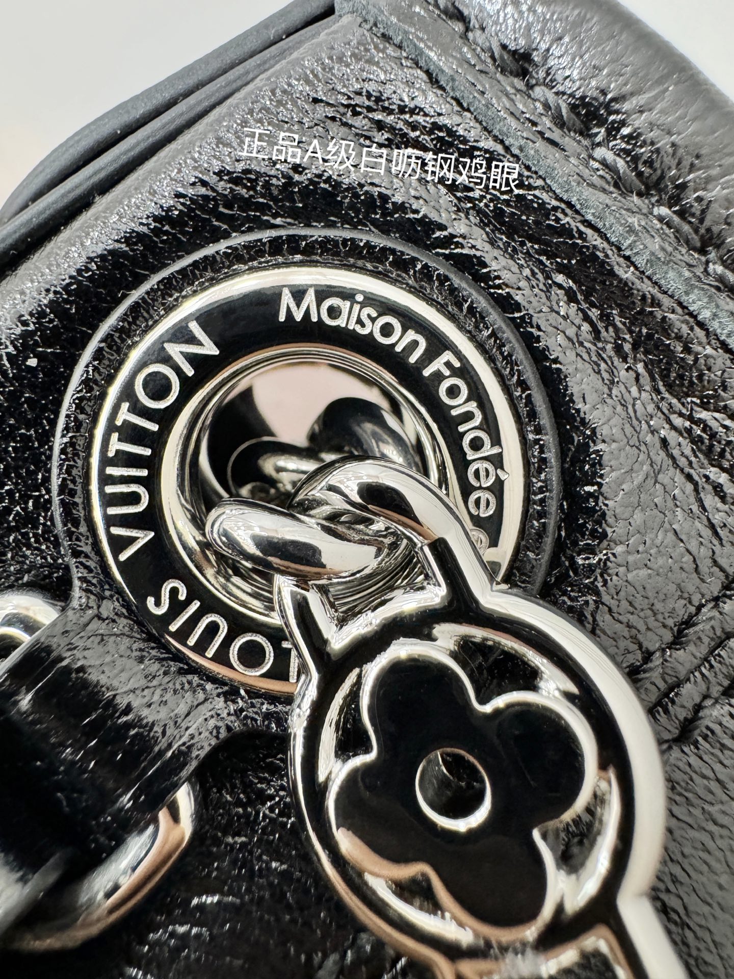 特級芯片 LOUIS VUITTON  Carryall BB LV 路易威登  牛皮革 斜挎包 单肩包 双肩包 水桶 手提包 老花 肩带可调节，不可拆卸 黑色 M12888