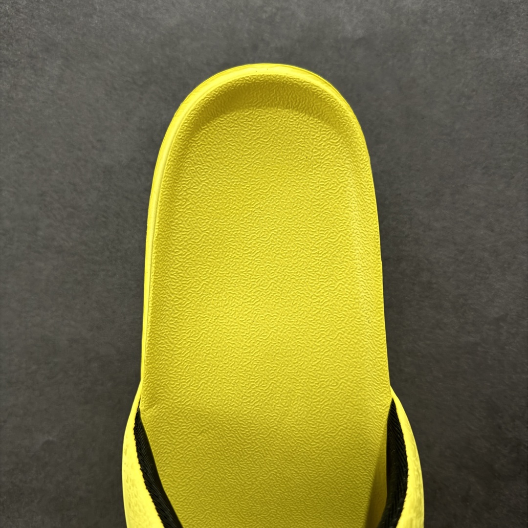 Nike Kobe Offcourt Slide "Hyper Royal" 简约舒适一字拖  室外拖鞋 男女同款  黃色 IF2870-700