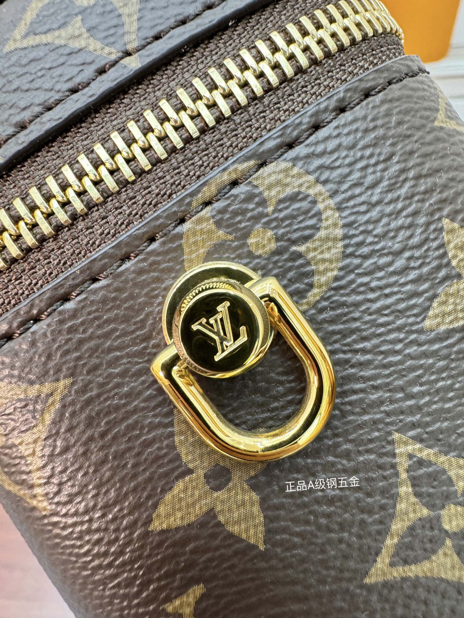 特級芯片 LOUIS VUITTON   Vanity PM LV 路易威登  牛皮革 斜挎包 单肩包 双肩包 水桶 手提包 老花 棕色 M47128