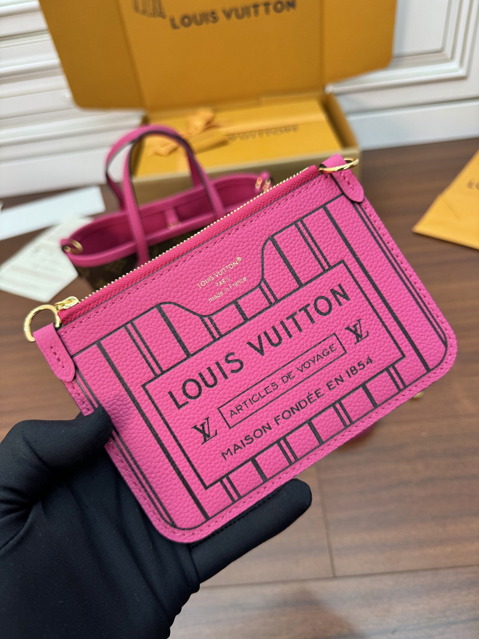 特級芯片 LOUIS VUITTON 路易威登  NEVERFULLBandoulière INSIDE OUT BB 可拆卸肩带 LV牛皮革 斜挎包 单肩包 双肩包 水桶 手提包 双面 M12106