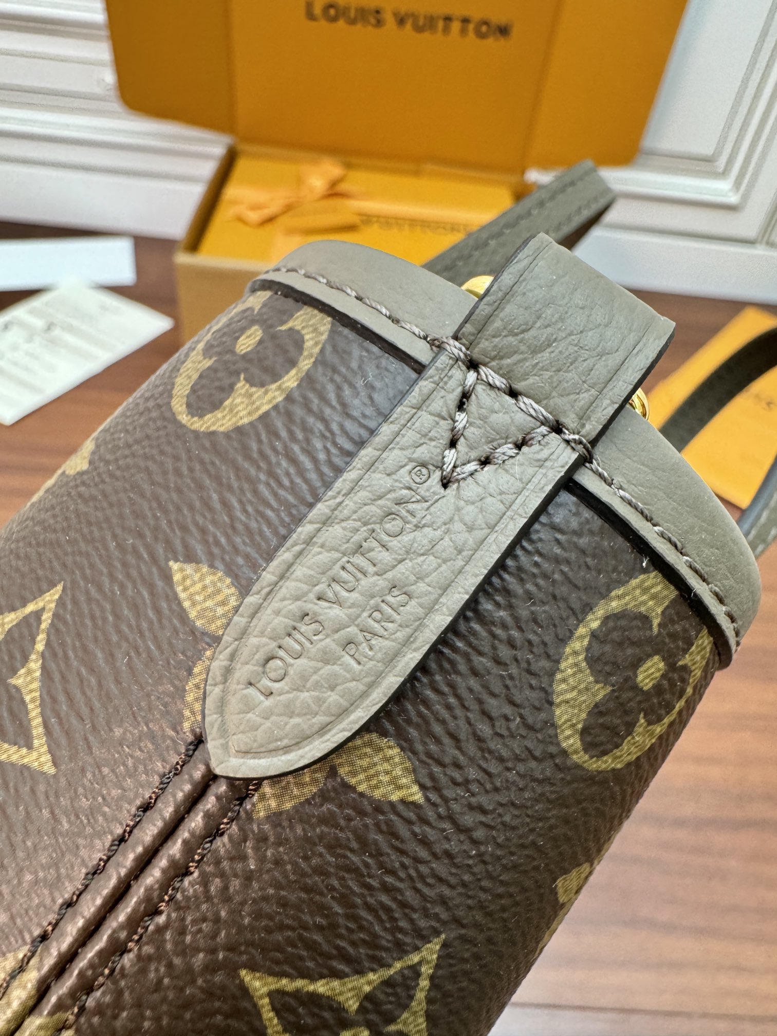 特級芯片 LOUIS VUITTON 路易威登  NEVERFULLBandoulière INSIDE OUT BB 可拆卸肩带 LV牛皮革 斜挎包 单肩包 双肩包 水桶 手提包 双面 褐色 M12109