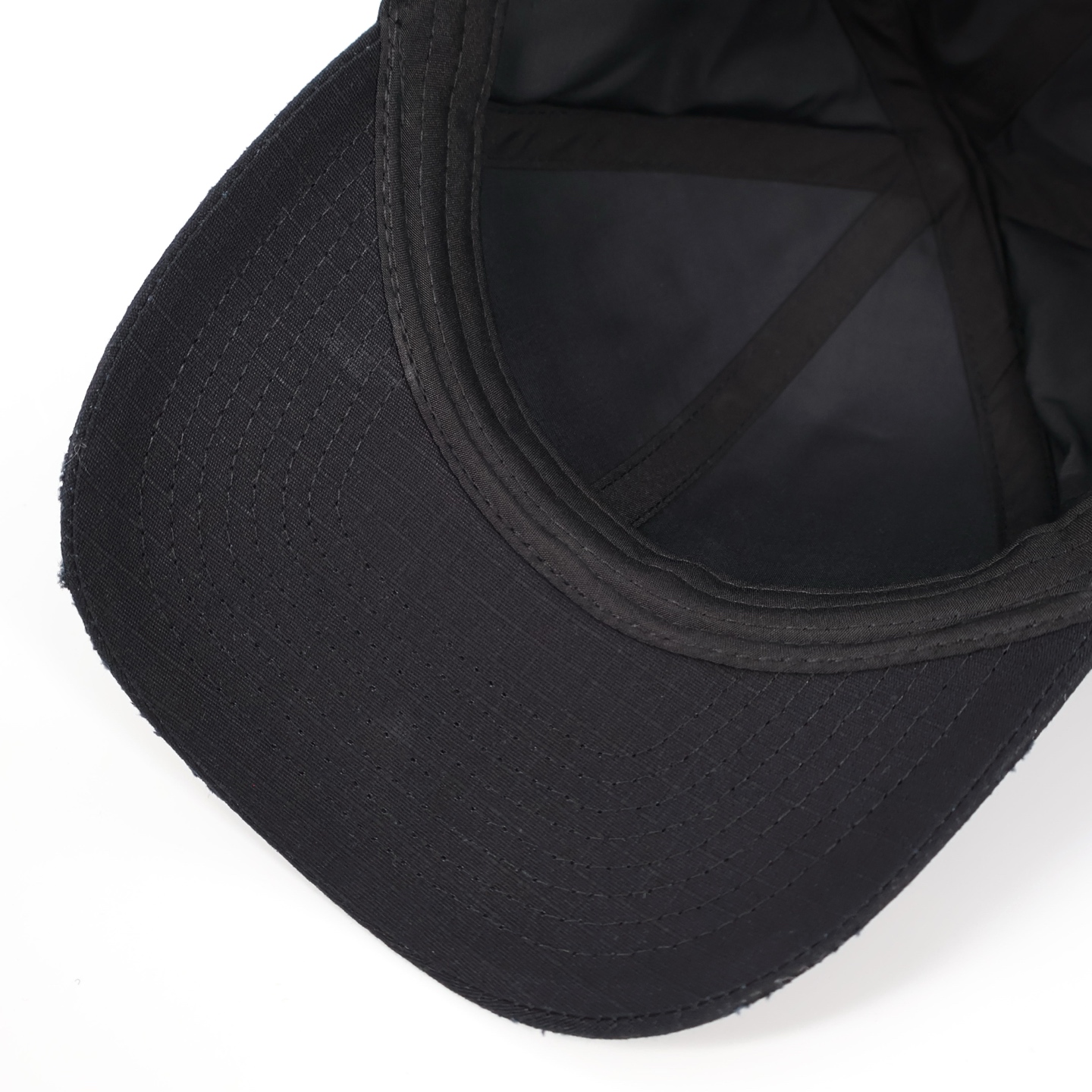 Balenciaga 巴黎世家 环形 鸭舌帽 做旧复古 双环拼接做旧棒球帽 黑色A2