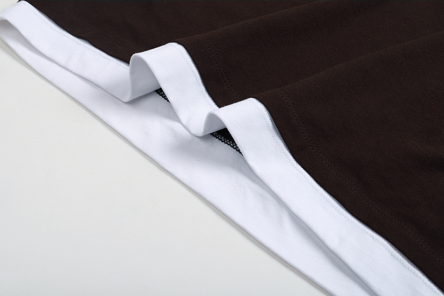 PRADA 普拉达 拼色假两件圆领 休闲夏季 短袖 T恤 黑色 蓝色A2 UJN912-11CD-F0124-S-OOO