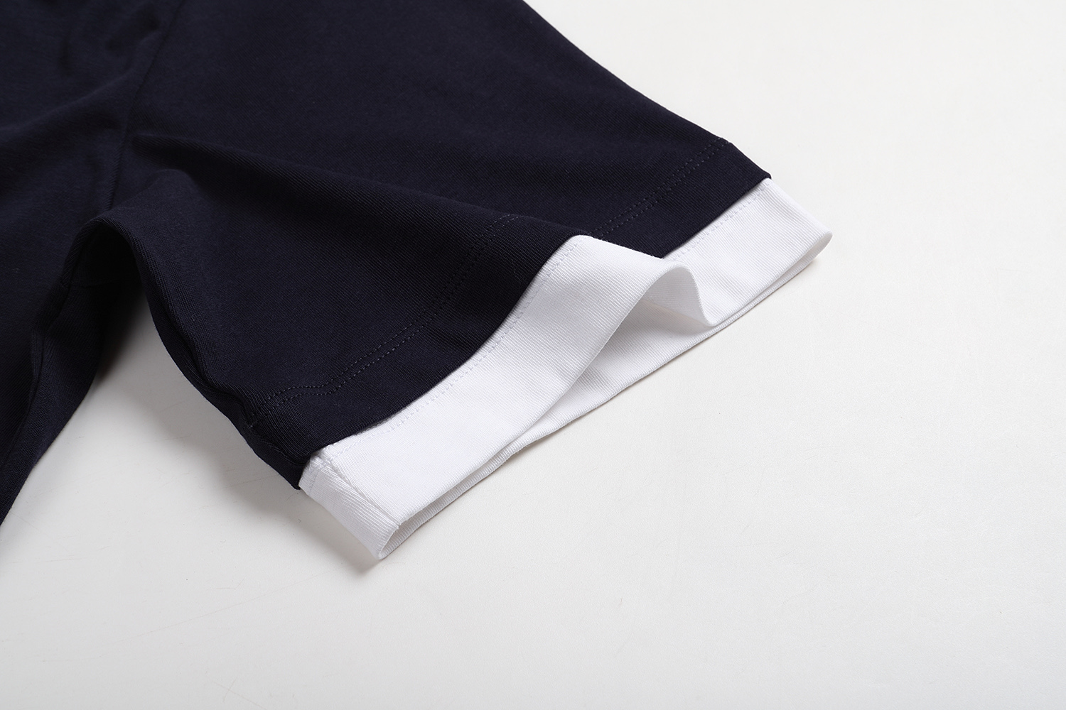 PRADA 普拉达 拼色假两件圆领 休闲夏季 短袖 T恤 黑色 蓝色A2 UJN912-11CD-F0124-S-OOO