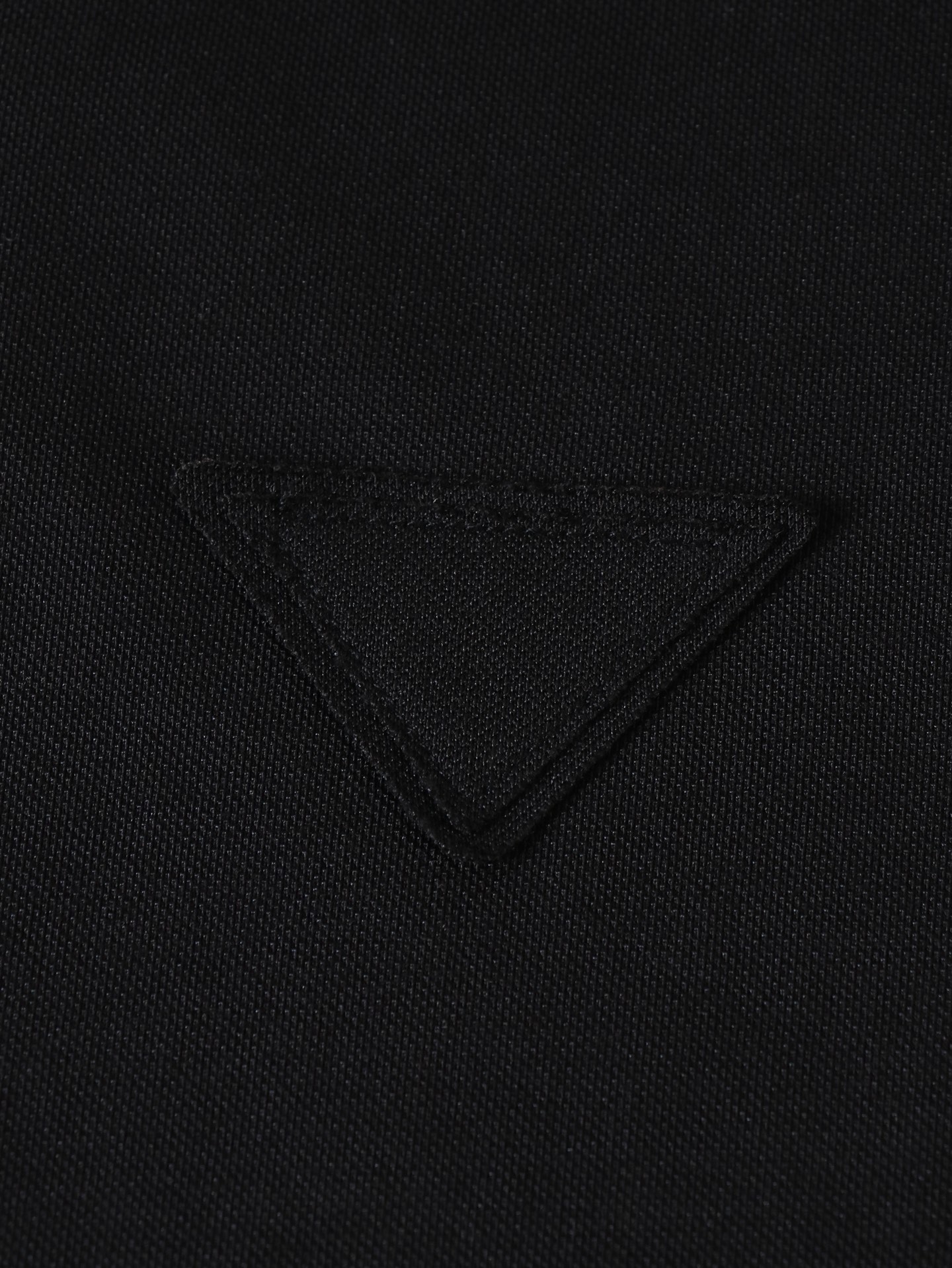 PRADA 普拉达    Oversize 衬衫 宽松 休闲 夏季 短袖 T恤 黑色A5  UJN850-16JM-F0002-S-OOO