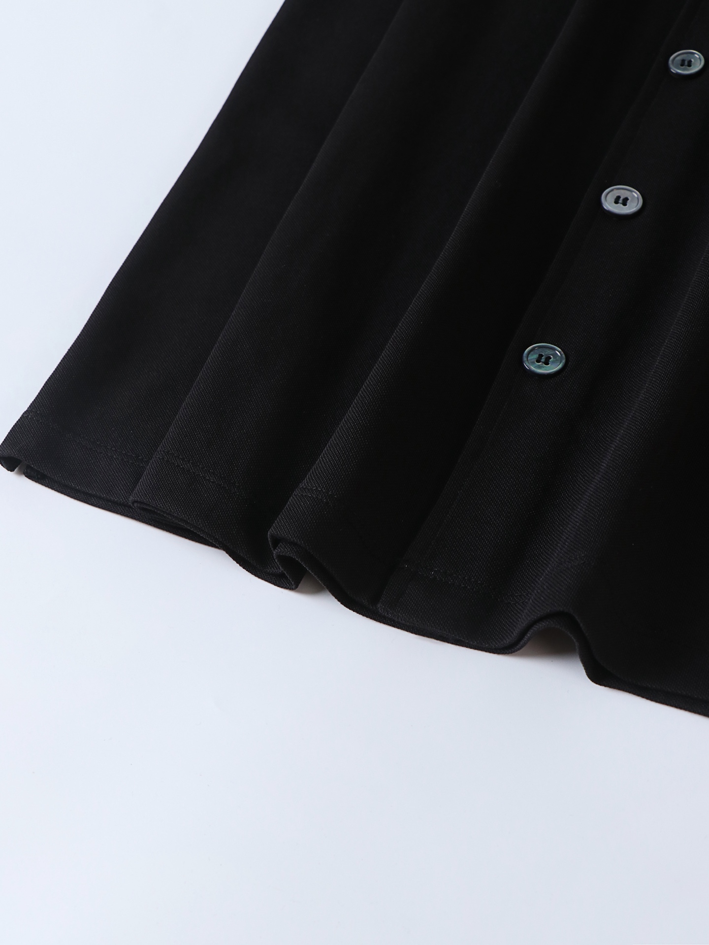 PRADA 普拉达    Oversize 衬衫 宽松 休闲 夏季 短袖 T恤 黑色A5  UJN850-16JM-F0002-S-OOO