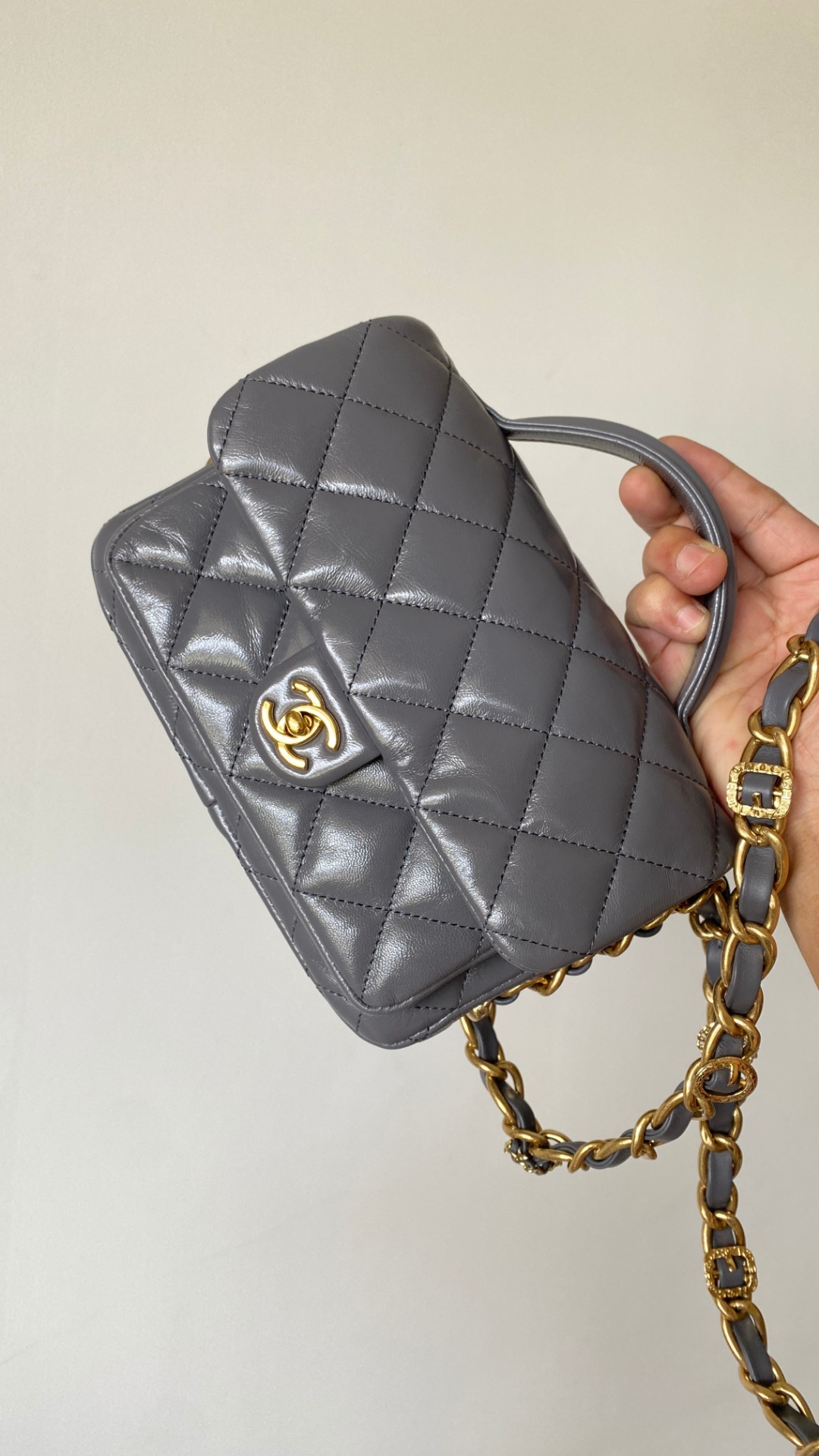  Chanel 香奈儿 头层皮 手提袋 斜挎包 包包 菱格纹  灰色 AS4992-B17383-NR652