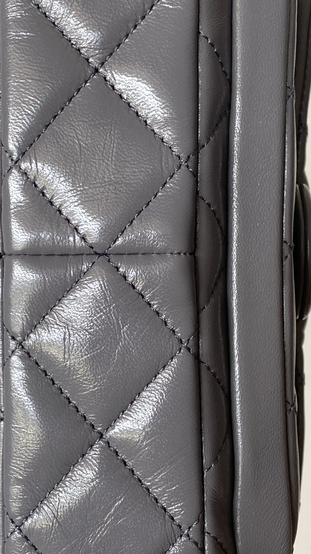  Chanel 香奈儿 头层皮 手提袋 斜挎包 包包 菱格纹  灰色 AS4992-B17383-NR652