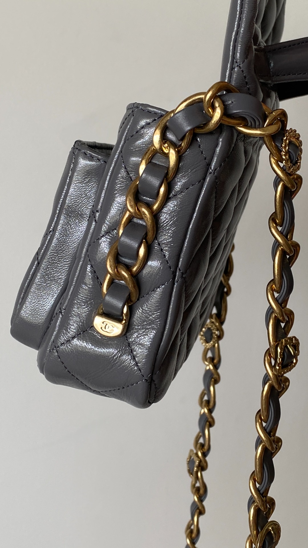  Chanel 香奈儿 头层皮 手提袋 斜挎包 包包 菱格纹  灰色 AS4992-B17383-NR652