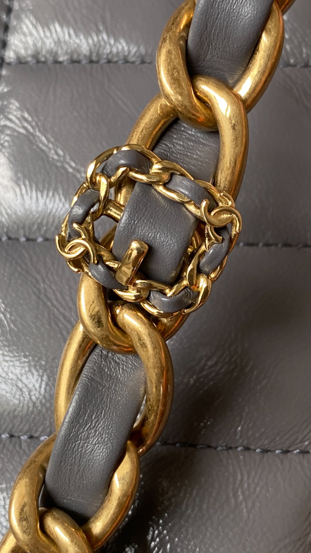  Chanel 香奈儿 头层皮 手提袋 斜挎包 包包 菱格纹  灰色 AS4992-B17383-NR652