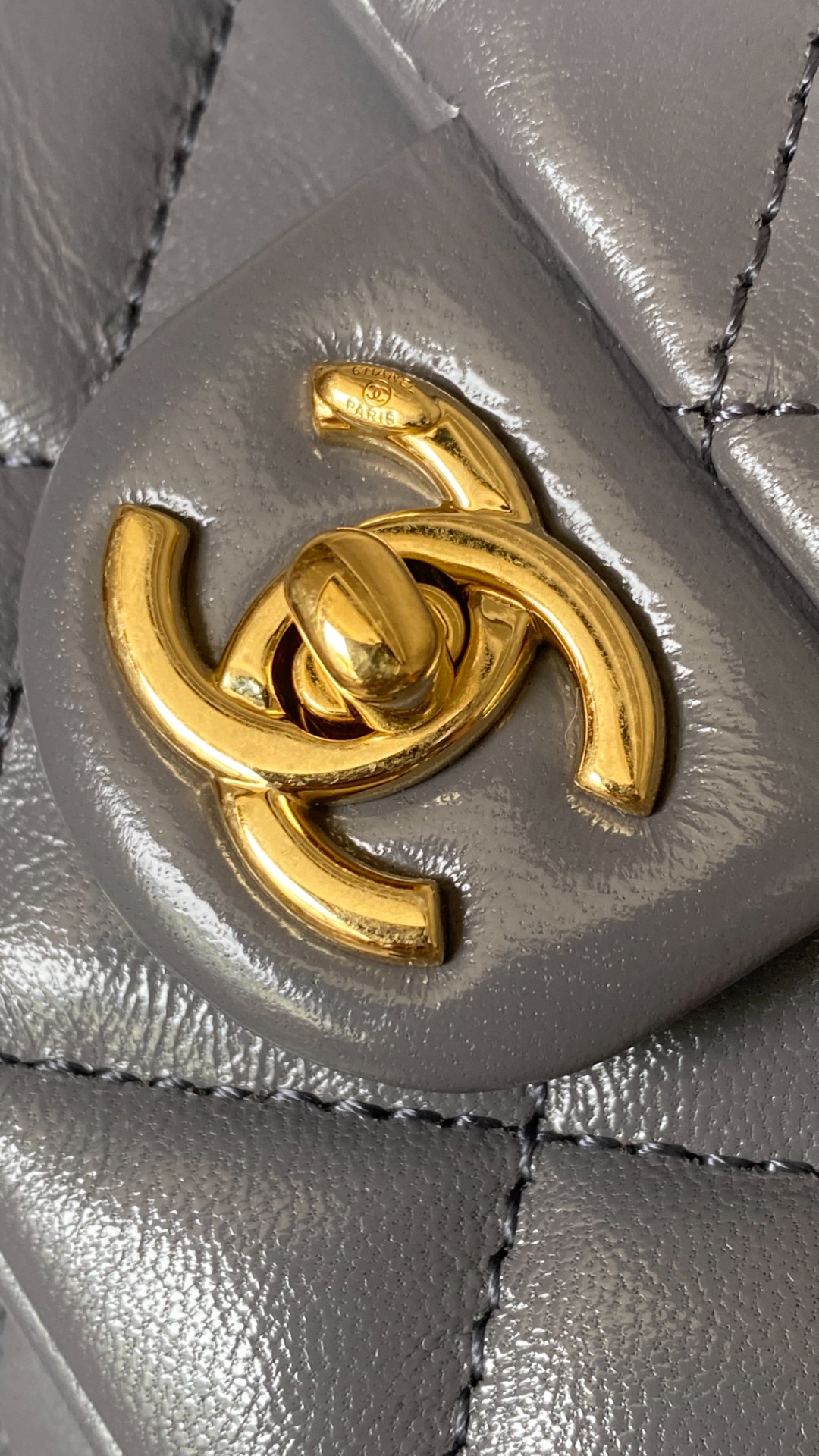  Chanel 香奈儿 头层皮 手提袋 斜挎包 包包 菱格纹  灰色 AS4992-B17383-NR652