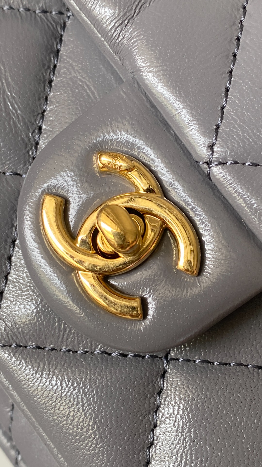  Chanel 香奈儿 头层皮 手提袋 斜挎包 包包 菱格纹  灰色 AS4992-B17383-NR652