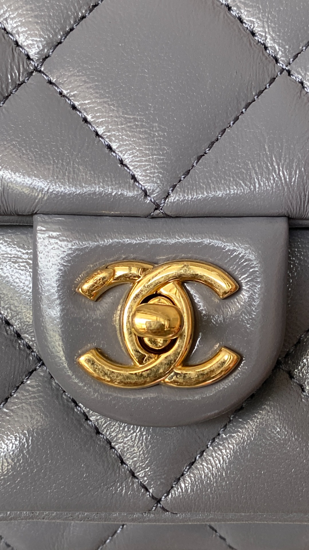  Chanel 香奈儿 头层皮 手提袋 斜挎包 包包 菱格纹  灰色 AS4992-B17383-NR652