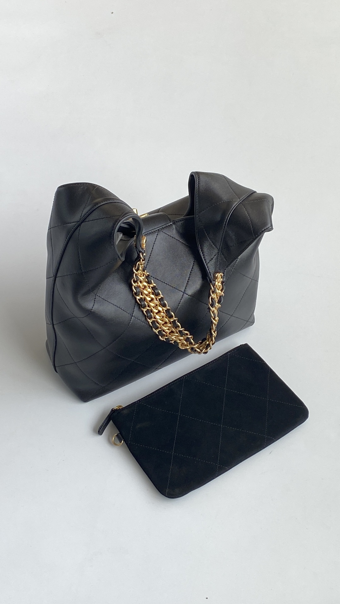 Chanel 香奈儿 HOBO 25P 嬉皮 头层皮 手提袋 斜挎包 包包  黑色 大号 AS5410-B19776-94305