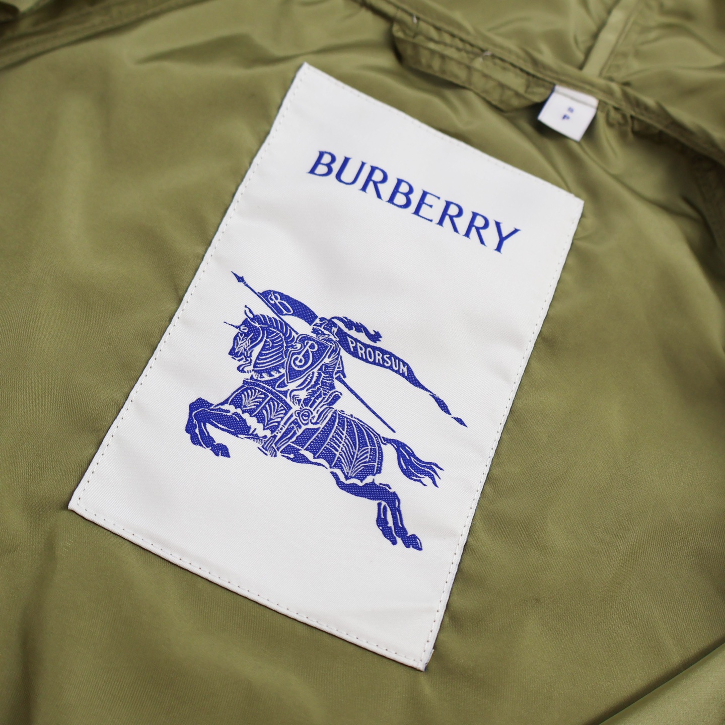Burberry 巴宝莉 硅胶微标皮牌尼龙  夹克 长袖外套 凤搂 男女同款 B5 黑色 绿色 81109921