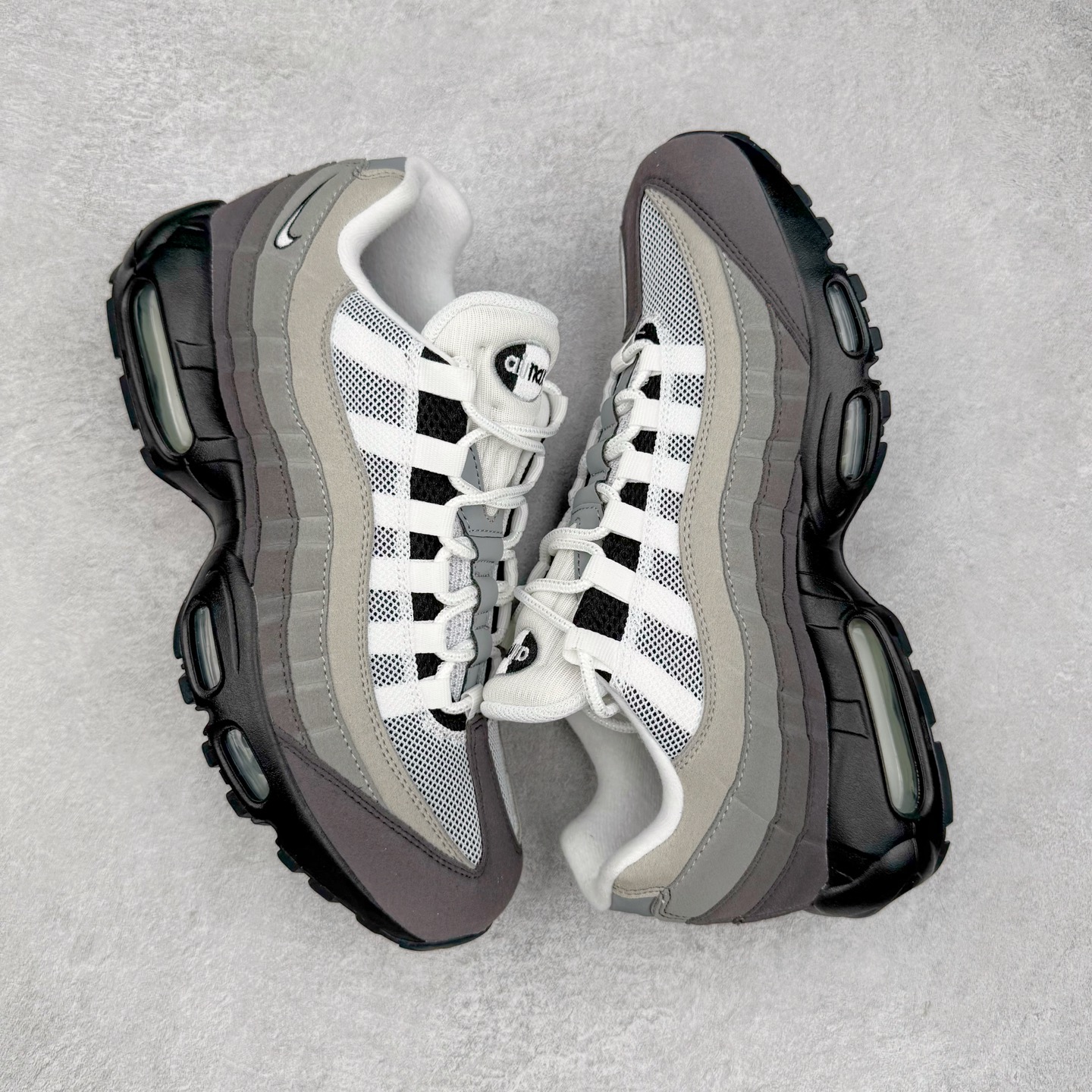 升级最终版 Nike Air Max 95 CDG 低筒 网布防滑 运动鞋 休闲鞋 球鞋 男鞋 波鞋  黑灰白 AT2865-003