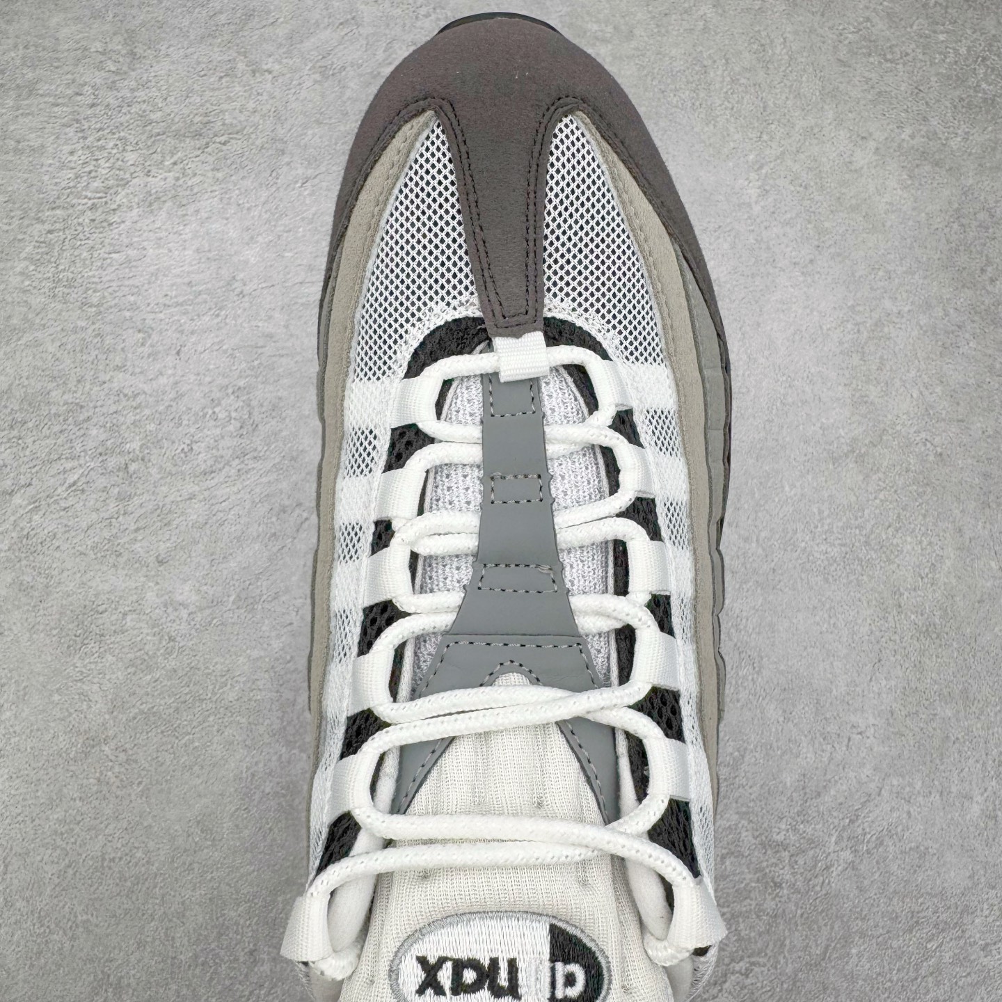 升级最终版 Nike Air Max 95 CDG 低筒 网布防滑 运动鞋 休闲鞋 球鞋 男鞋 波鞋  黑灰白 AT2865-003