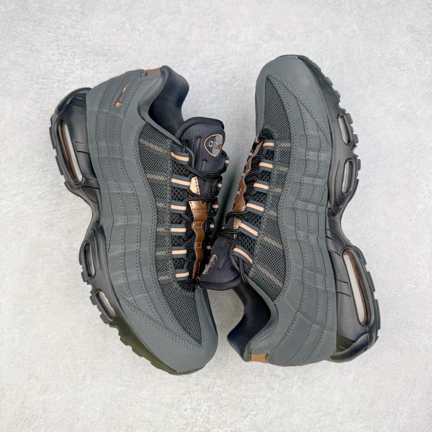 升级最终版 Nike Air Max 95 Central Cee 低筒 网布防滑 运动鞋 休闲鞋 球鞋 男鞋 波鞋  黑红灰 HQ6457-001