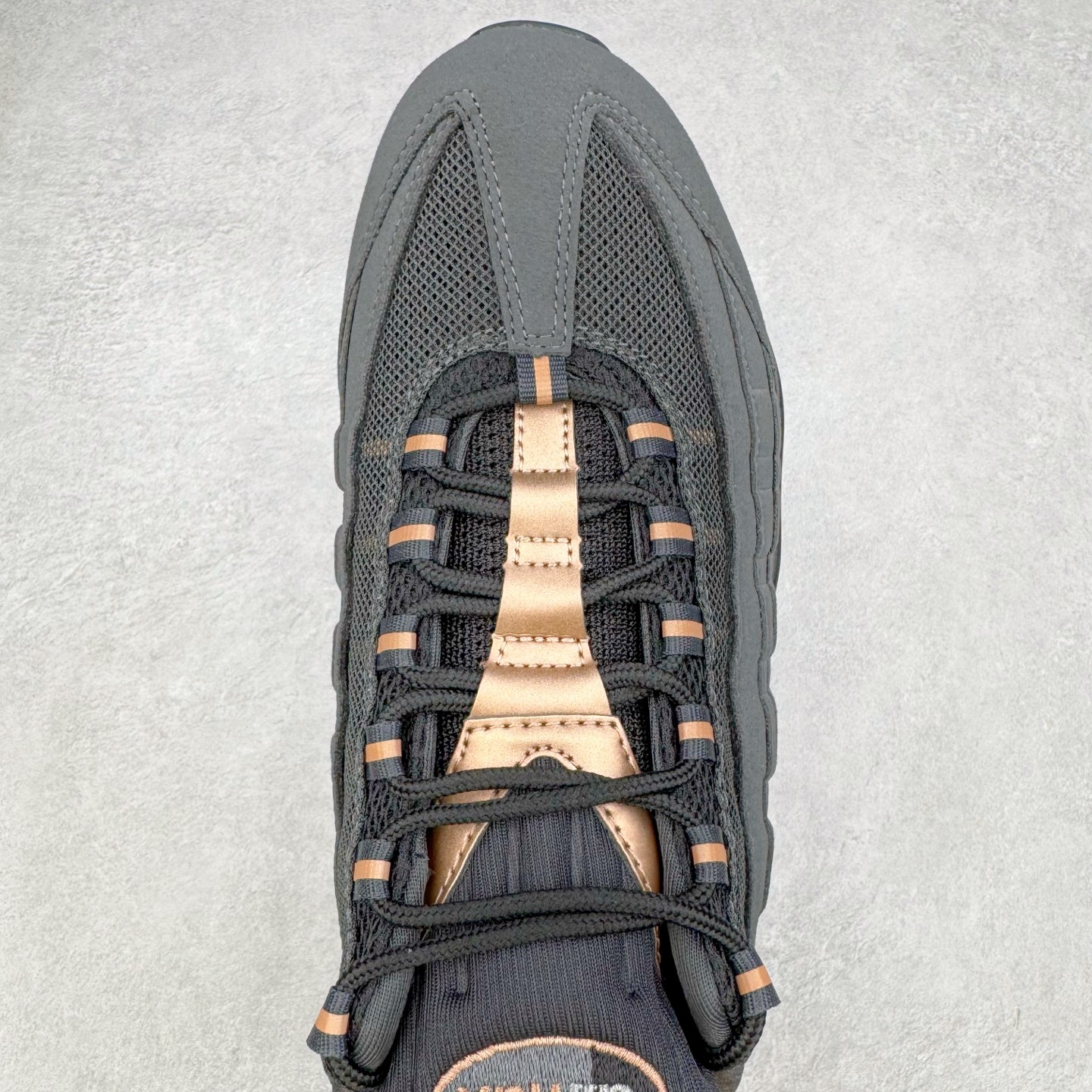 升级最终版 Nike Air Max 95 Central Cee 低筒 网布防滑 运动鞋 休闲鞋 球鞋 男鞋 波鞋  黑红灰 HQ6457-001