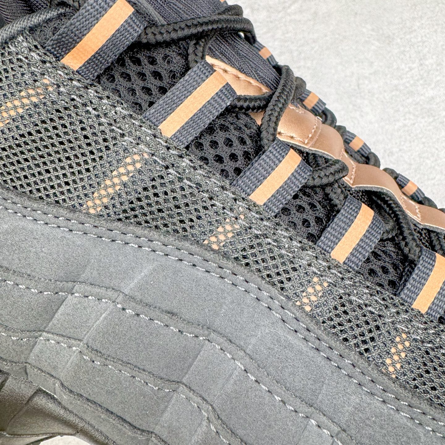 升级最终版 Nike Air Max 95 Central Cee 低筒 网布防滑 运动鞋 休闲鞋 球鞋 男鞋 波鞋  黑红灰 HQ6457-001