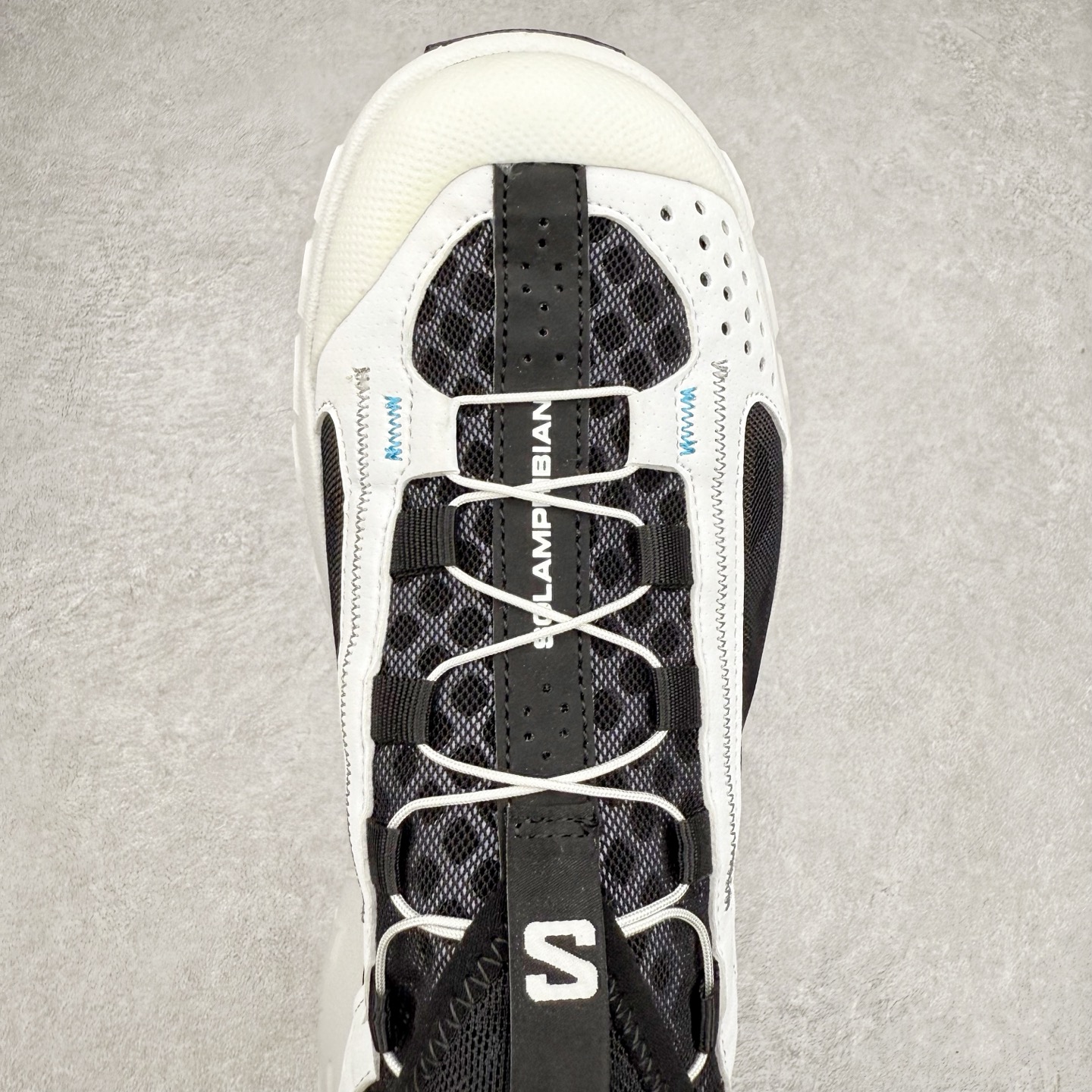 SALOMON SOLAMPHIBIAN 织物 萨洛蒙  低筒 水陆两栖 减震防滑 户外 跑步鞋 运动鞋 登山 男鞋 女鞋  波鞋（版型偏小一码）黑白色 477002