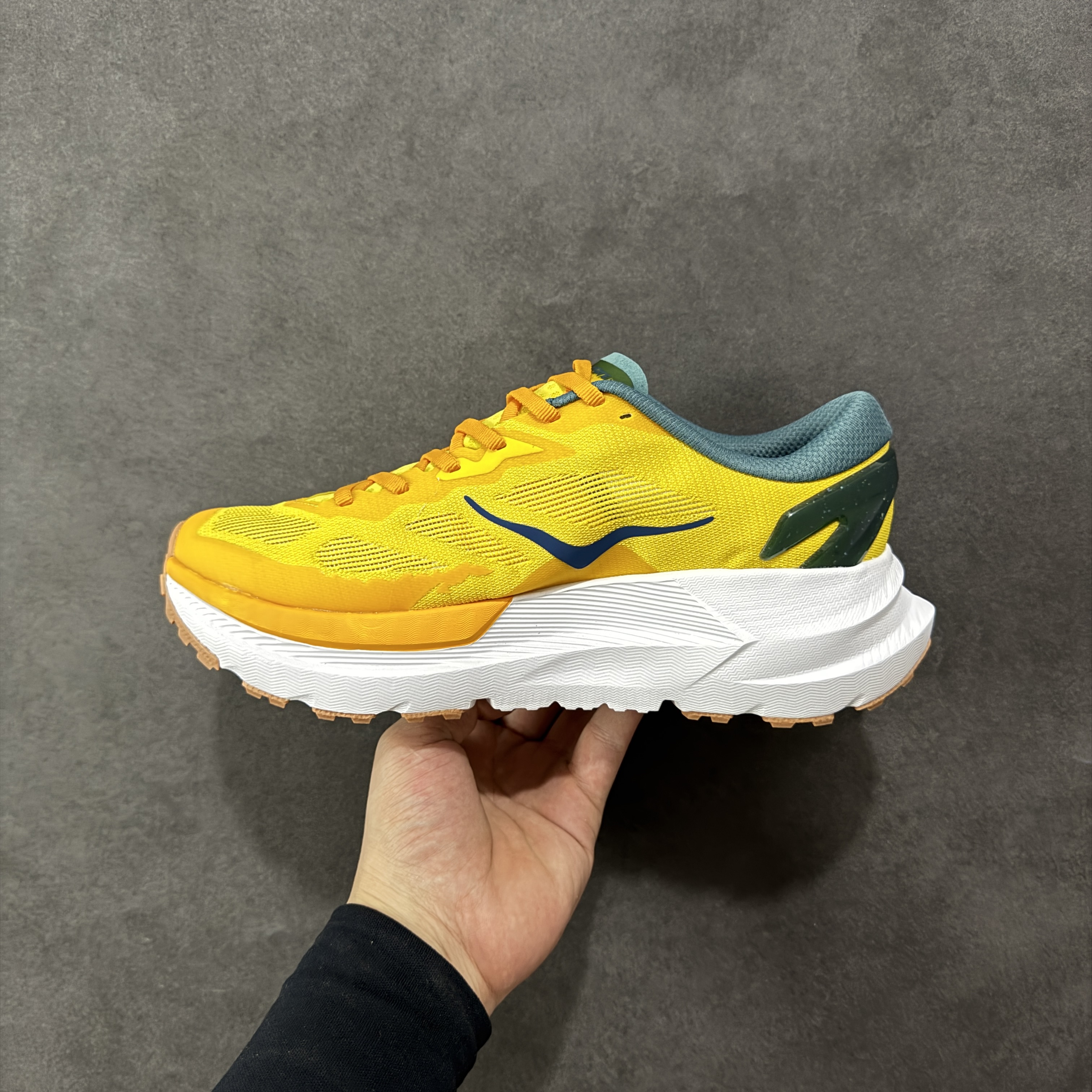 HOKA ONE ONE Mafate X 舒适百搭防滑耐磨 低筒 舒适减震 运动防滑耐磨 透气跑步鞋 轻便波鞋  黄色 1161990-ZTM