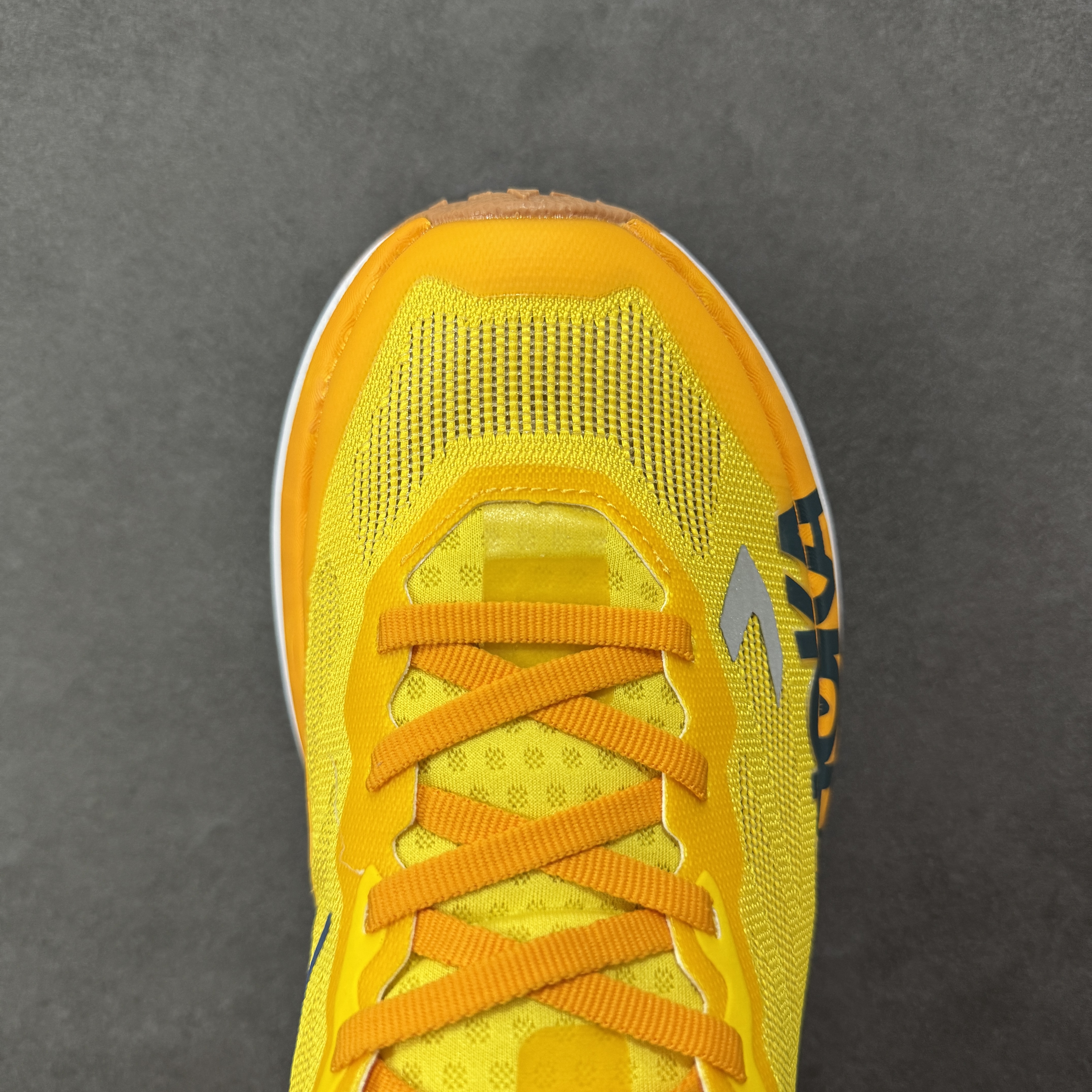 HOKA ONE ONE Mafate X 舒适百搭防滑耐磨 低筒 舒适减震 运动防滑耐磨 透气跑步鞋 轻便波鞋  黄色 1161990-ZTM