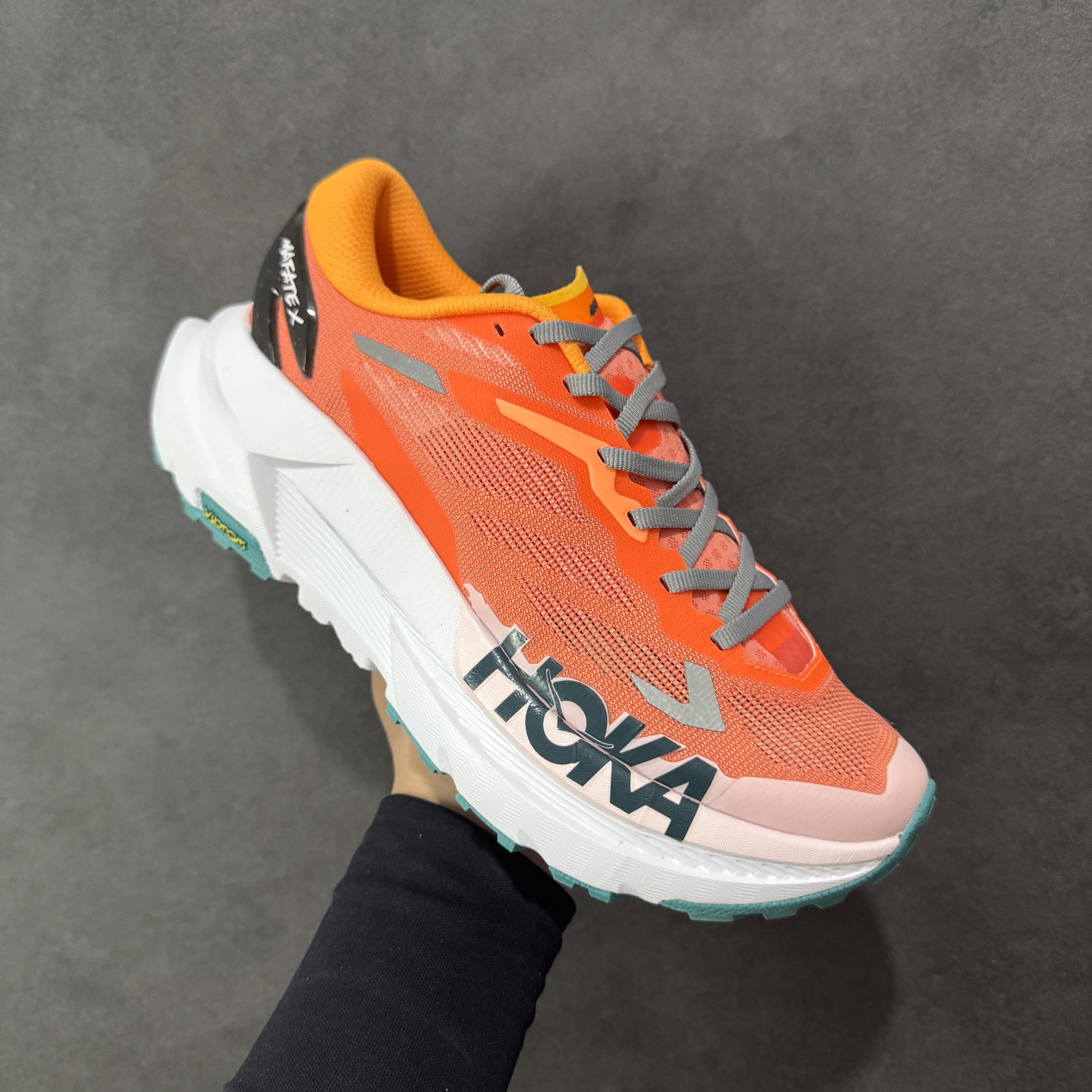 HOKA ONE ONE Mafate X 舒适百搭防滑耐磨 低筒 舒适减震 运动防滑耐磨 透气跑步鞋 轻便波鞋  橙色 1162010-FPR