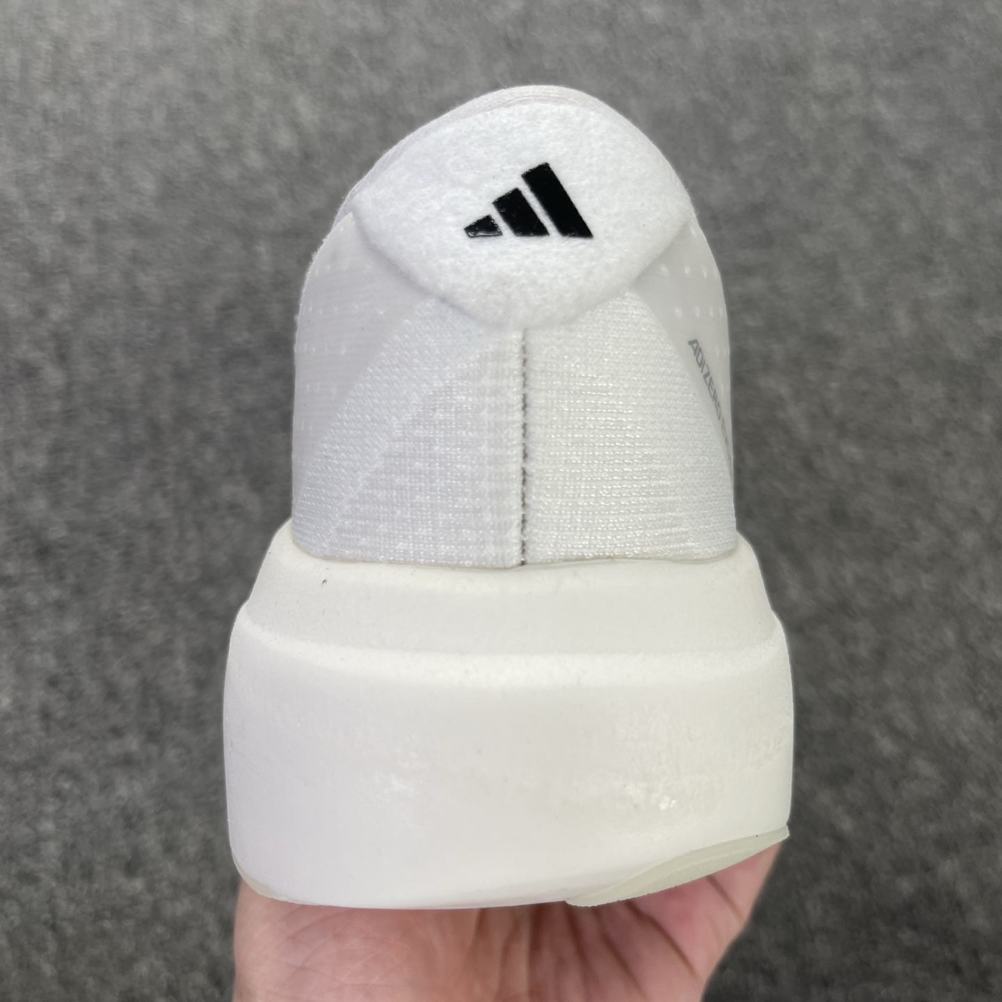 内置碳板 Adidas Adizero Evo SL 低筒 舒适百搭 防滑耐磨 马拉松 训练竞速 跑步鞋 女款 男款 波鞋 白黑 JH6206