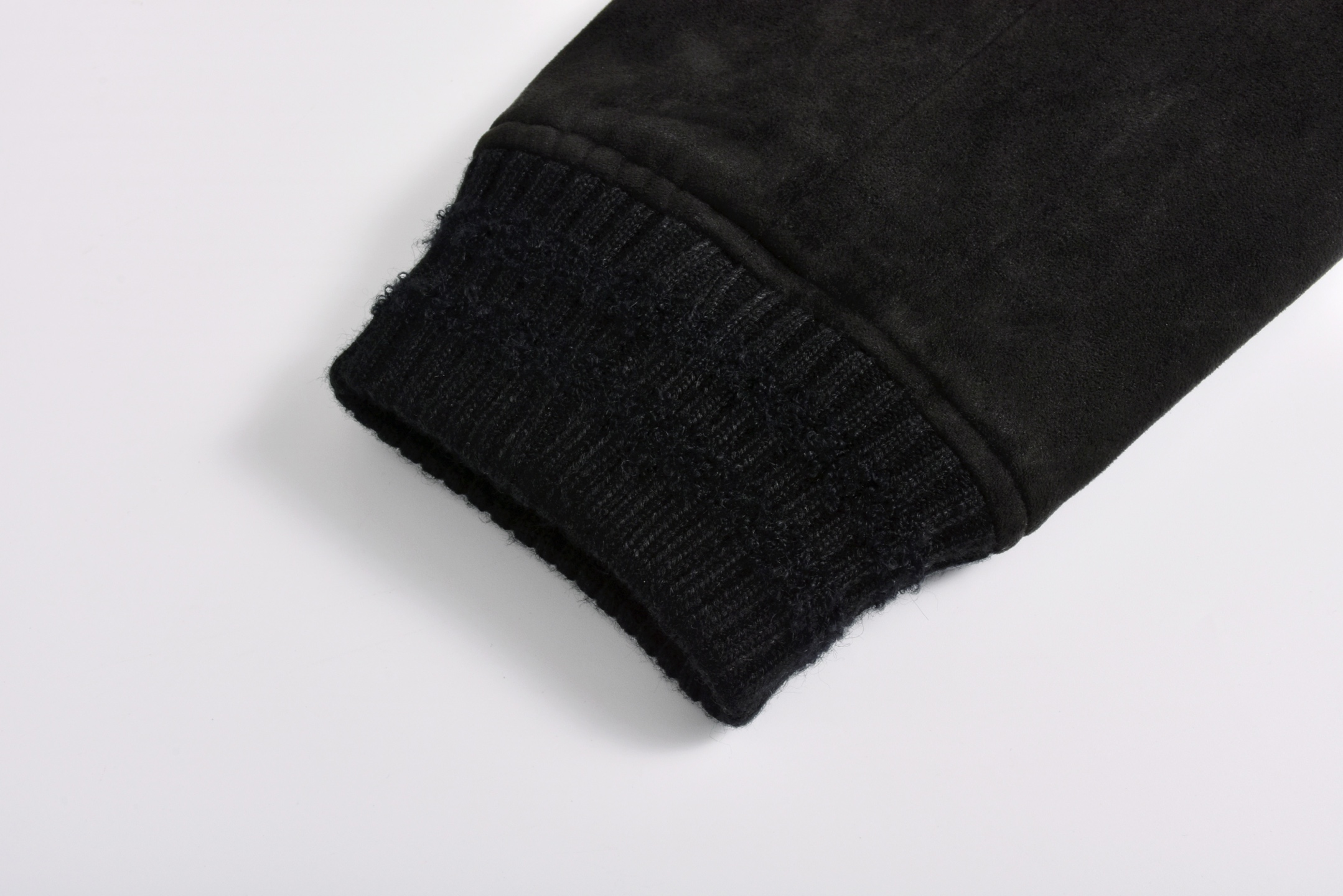 LOUIS VUITTON 路易威登  LV 珍珠棋盘格棒球服  圆领几何图案长袖卫衣  黑色B5 1AHBUW